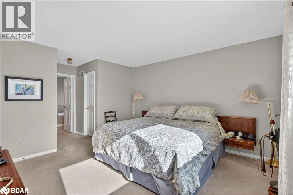 25 BRUNTON Crescent