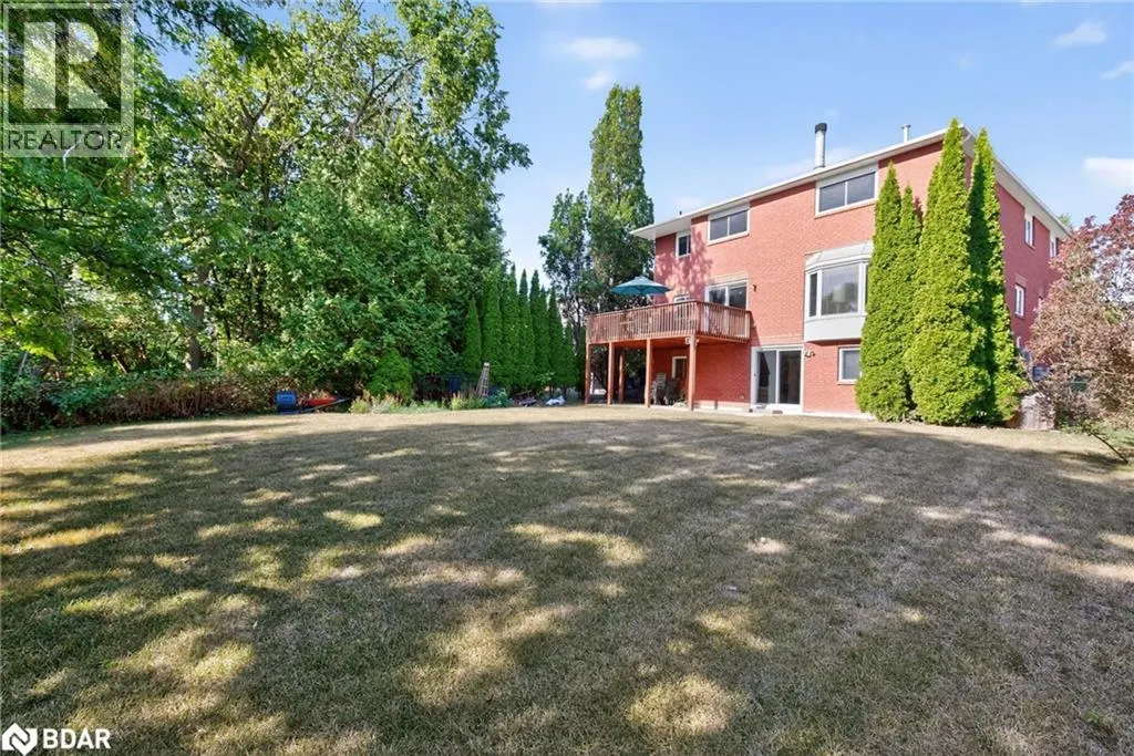 25 BRUNTON Crescent