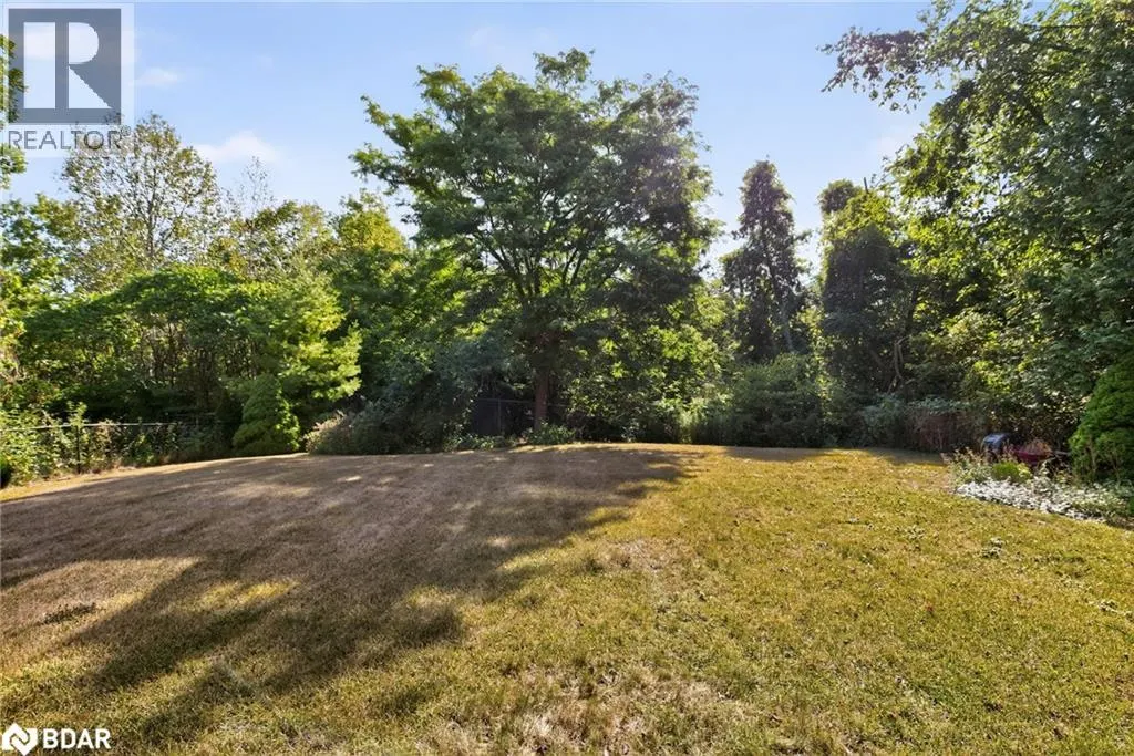 25 BRUNTON Crescent