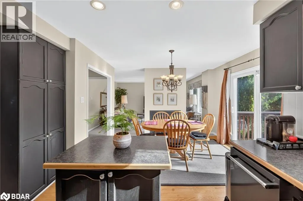 25 BRUNTON Crescent