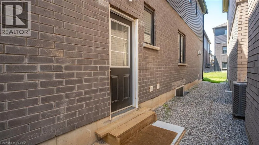 55 HITCHMAN Street Unit# LOWER, #LOWER