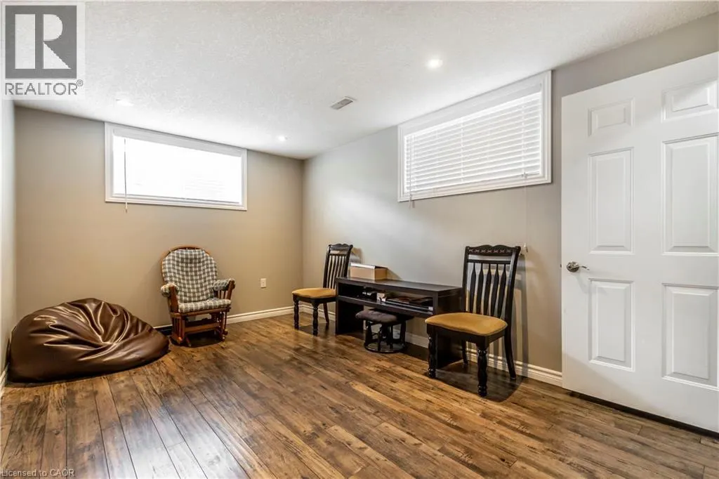151 B HARDCASTLE Drive