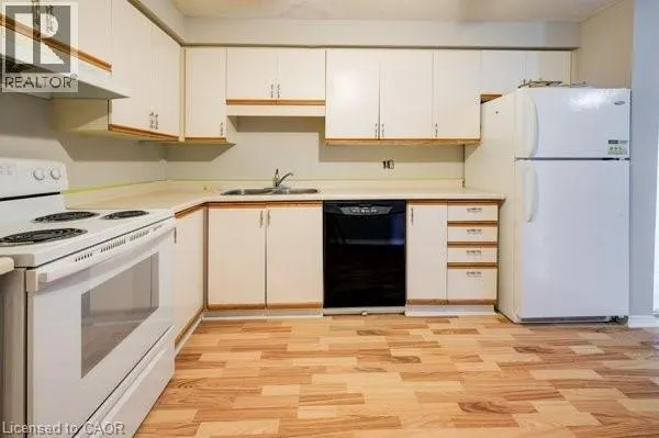 55 GREEN VALLEY Drive Unit# 1009, #1009