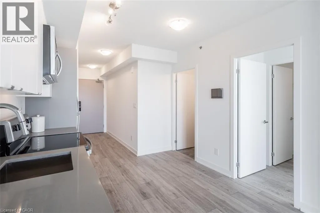 3210 DAKOTA Common Unit# A401, #A401
