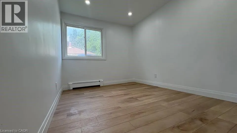 215 MOORE Street Unit# 5, #5