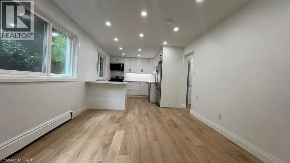 215 MOORE Street Unit# 5, #5