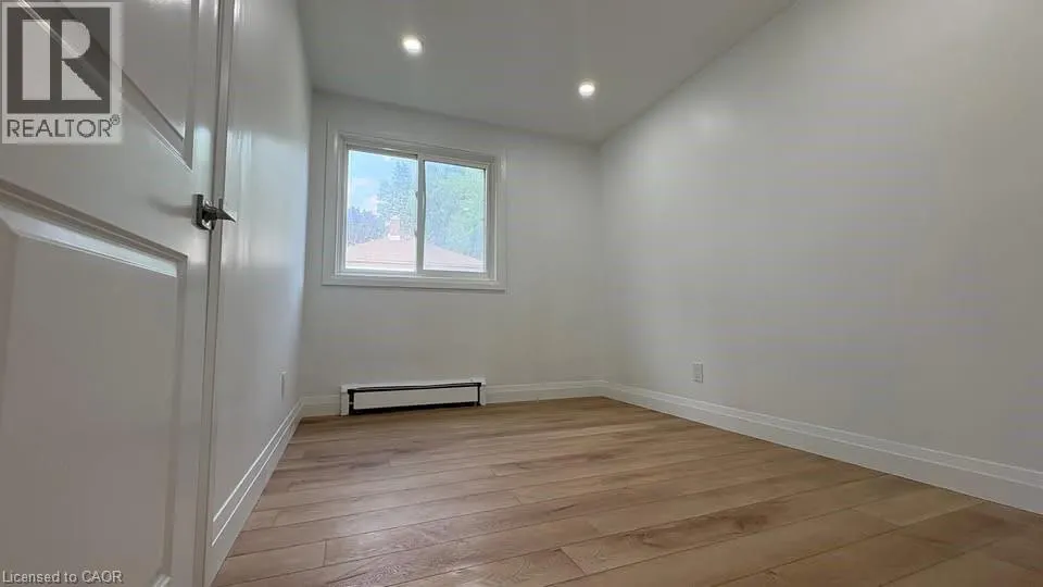 215 MOORE Street Unit# 5, #5
