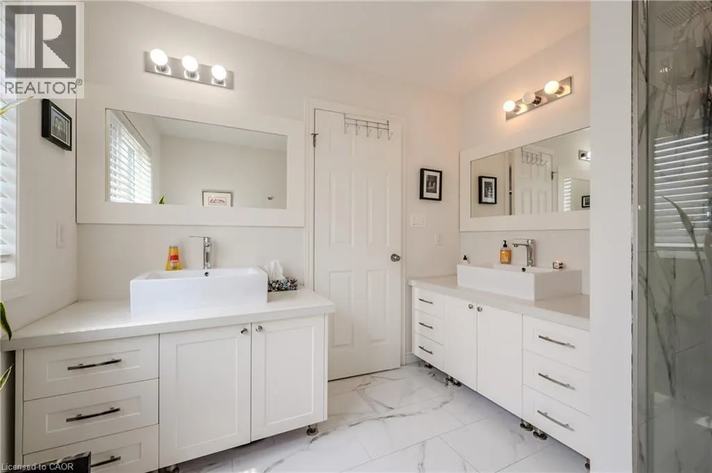 164 HEIMAN Street Unit# 5C, #5C