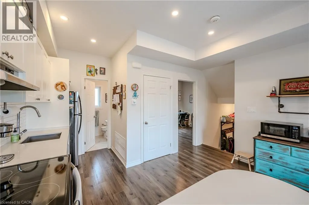 164 HEIMAN Street Unit# 5C, #5C