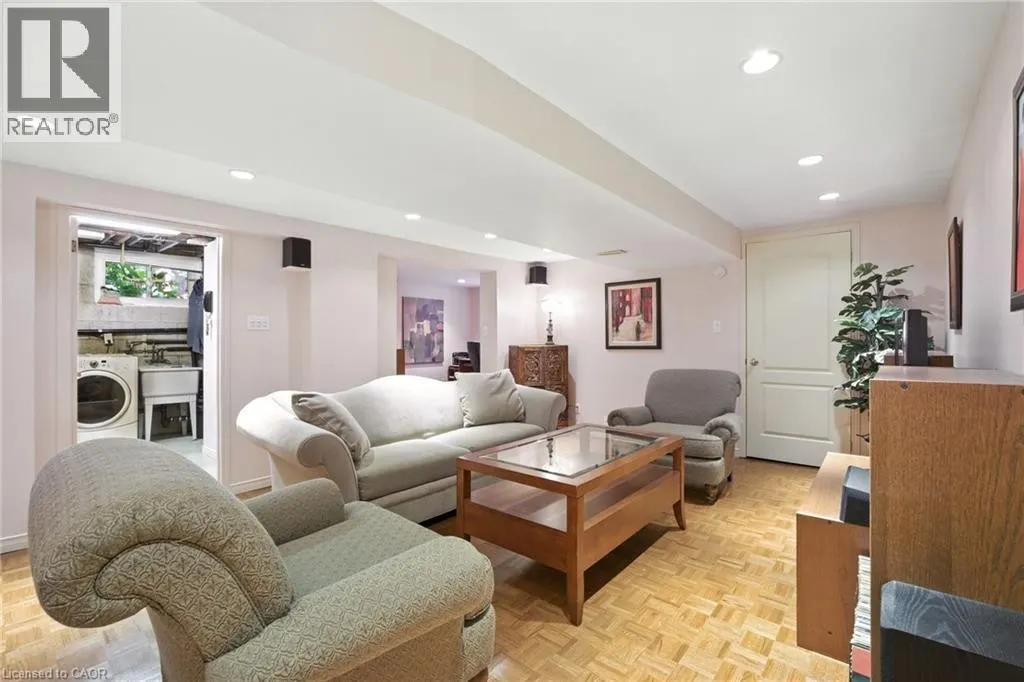 4042 MELBA Lane
