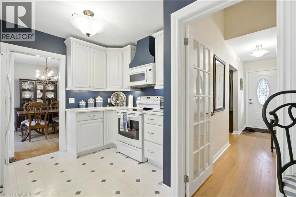 4042 MELBA Lane