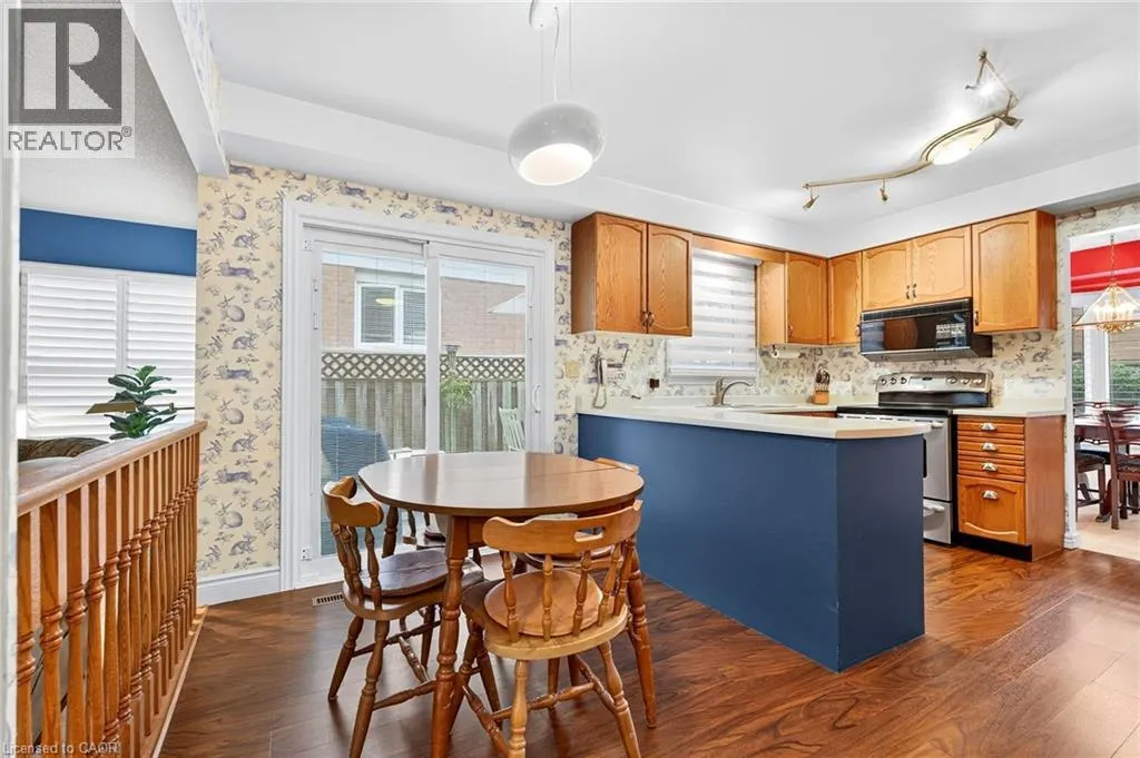 506 DEERHURST Drive