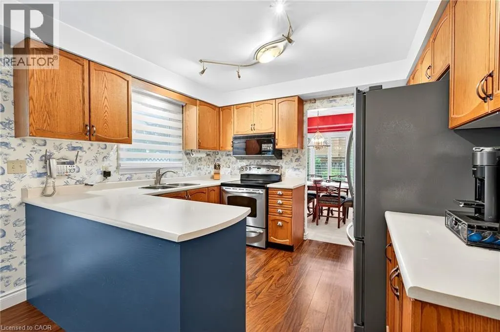 506 DEERHURST Drive
