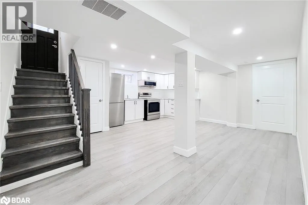 81 WEST 25TH Street