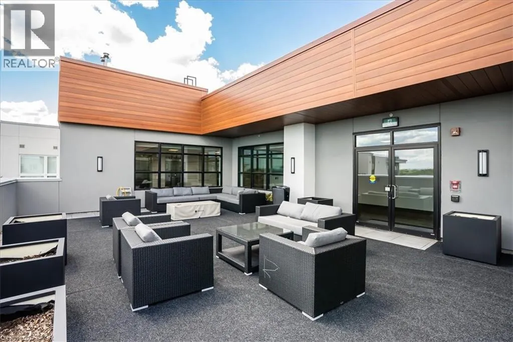320 PLAINS Road E Unit# 211, #211