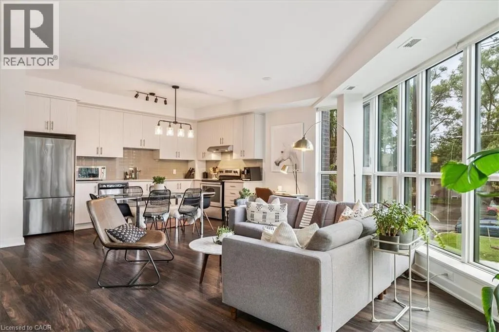320 PLAINS Road E Unit# 211, #211