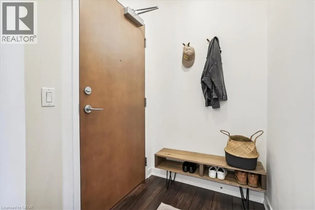 320 PLAINS Road E Unit# 211, #211