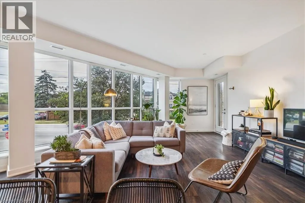 320 PLAINS Road E Unit# 211, #211