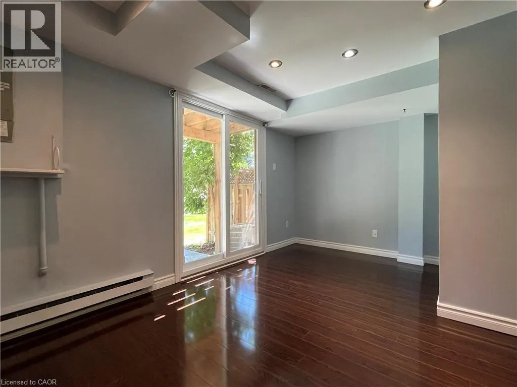 2272 MOWAT Avenue Unit# 68, #68