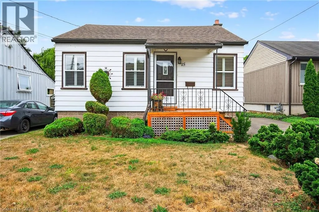 15 DONALD Avenue