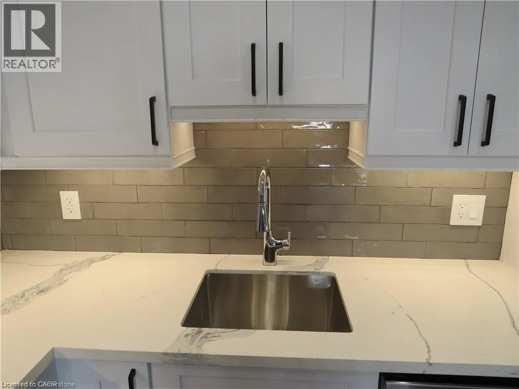 145 WELLINGTON Street N Unit# 1, #1