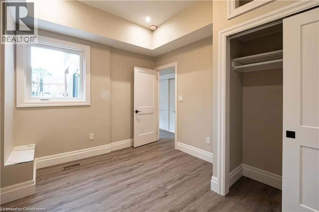 145 WELLINGTON Street N Unit# 1, #1