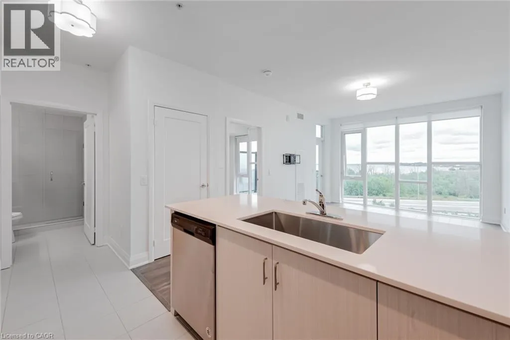 16 CONCORD Place Unit# 513, #513