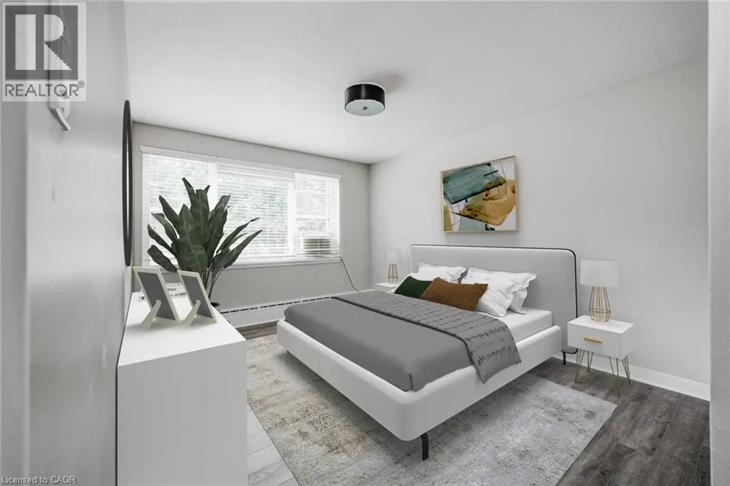 2052 COURTLAND Drive Unit# 202, #202