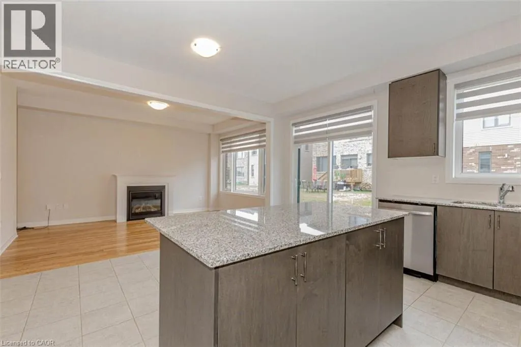 14 PRINCE PHILIP Boulevard