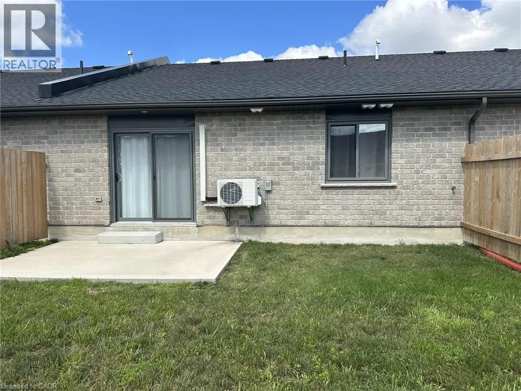 14 MALCOLM Crescent