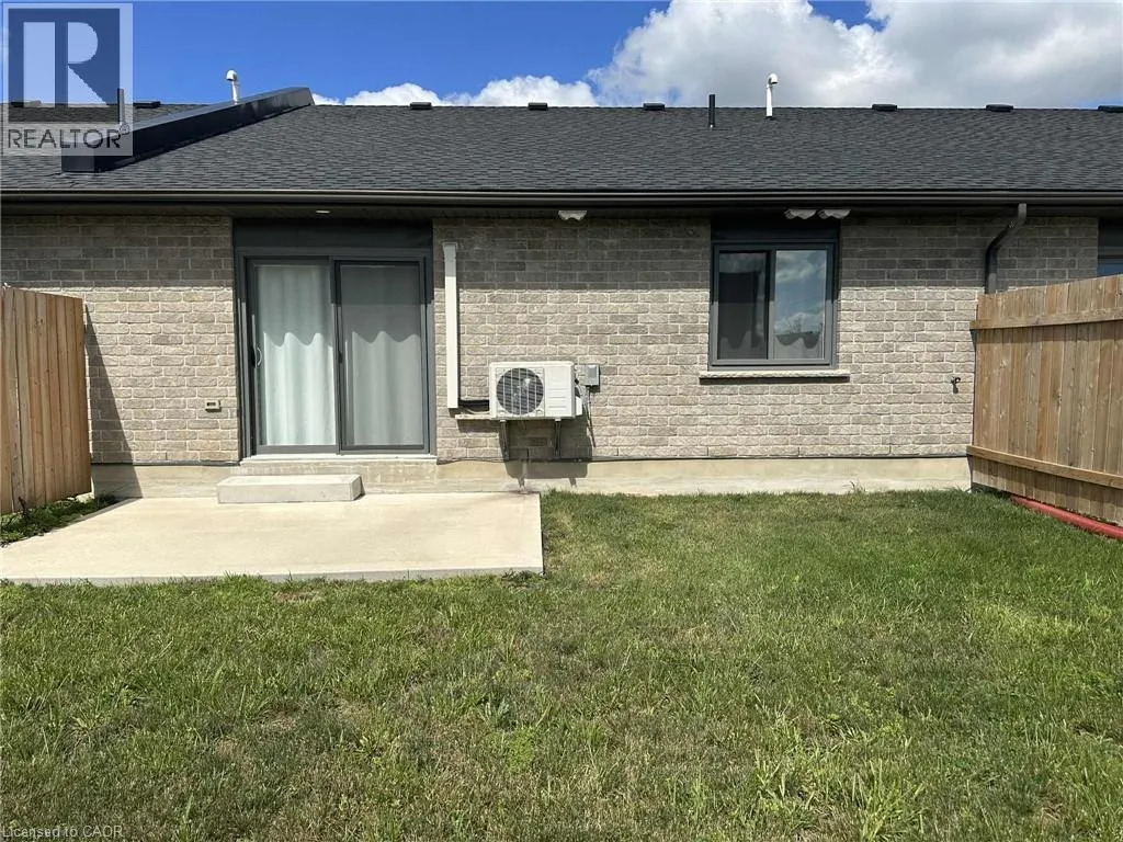 14 MALCOLM Crescent