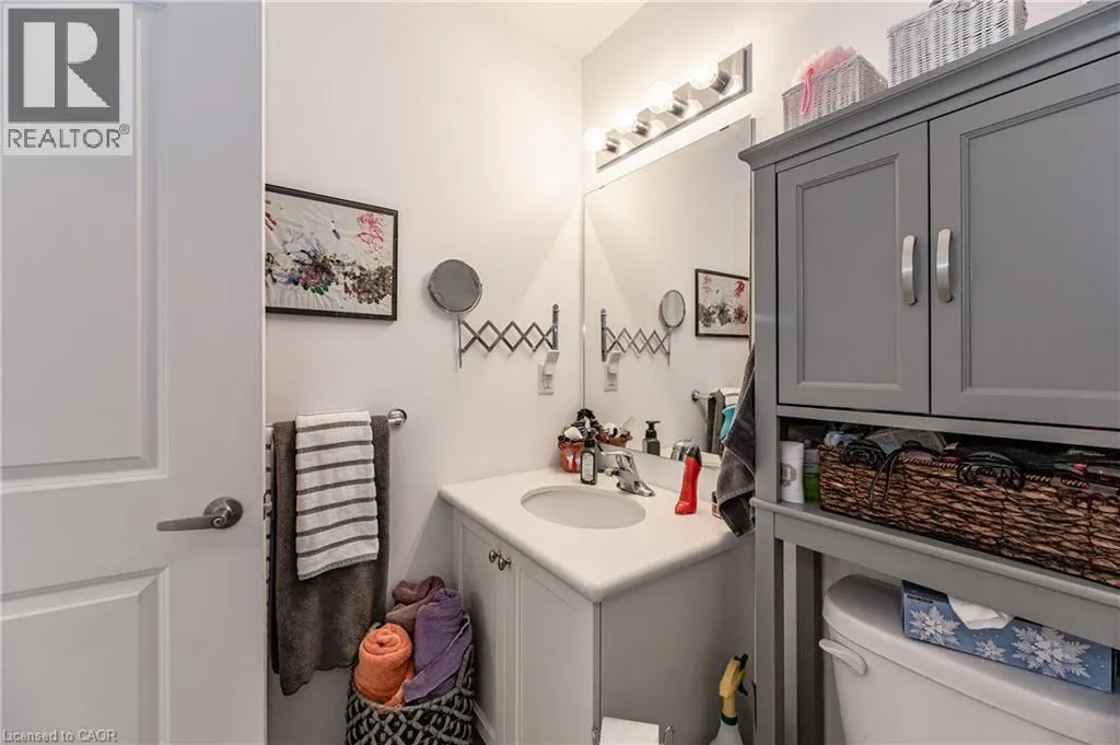 125 SHOREVIEW Place Unit# 427, #427