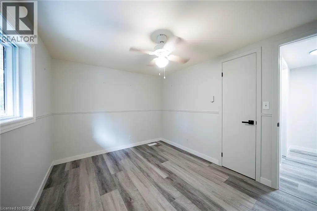 11 GLENWOOD Drive