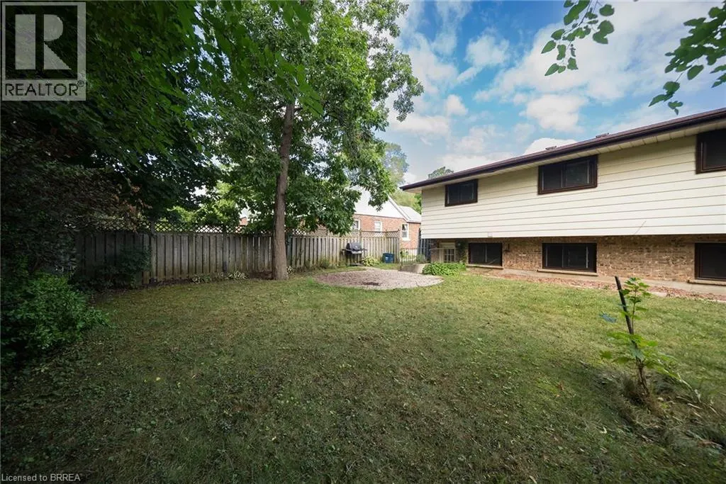 11 GLENWOOD Drive