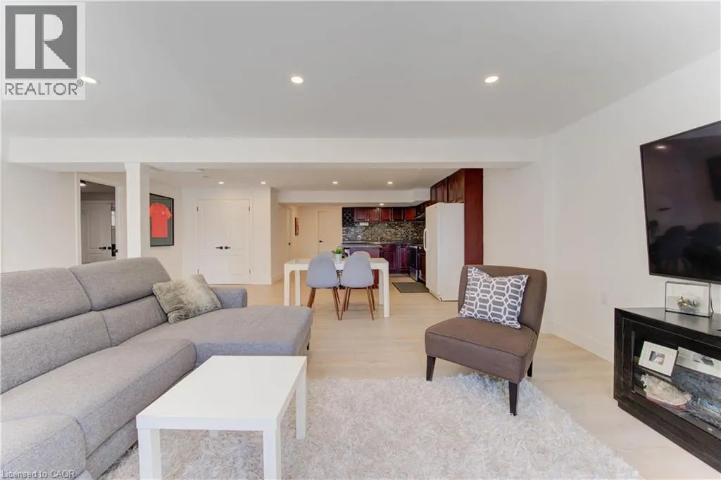 366 PINE VALLEY Drive
