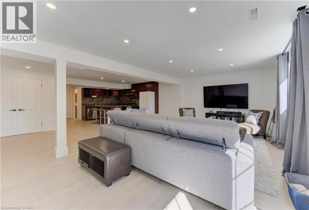 366 PINE VALLEY Drive