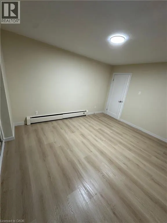 145 MACGREGOR Crescent Unit# 11, #11