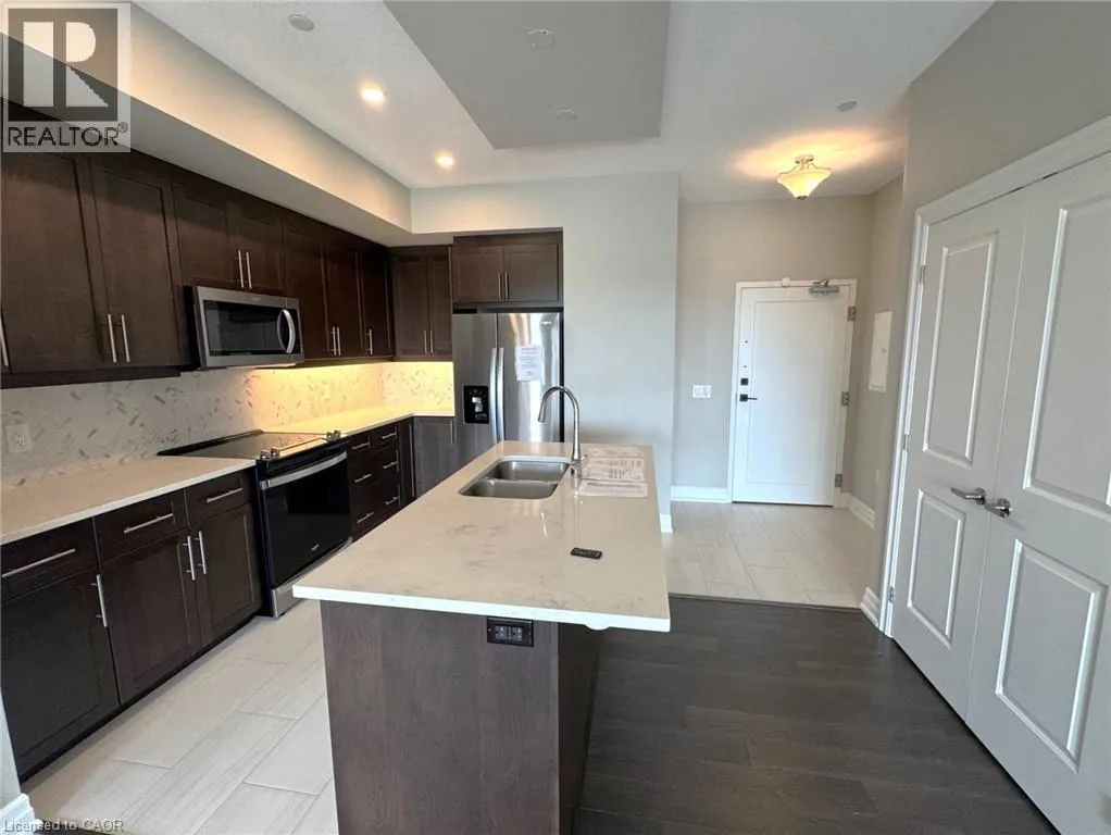 1880 GORDON Street Unit# 1003, #1003