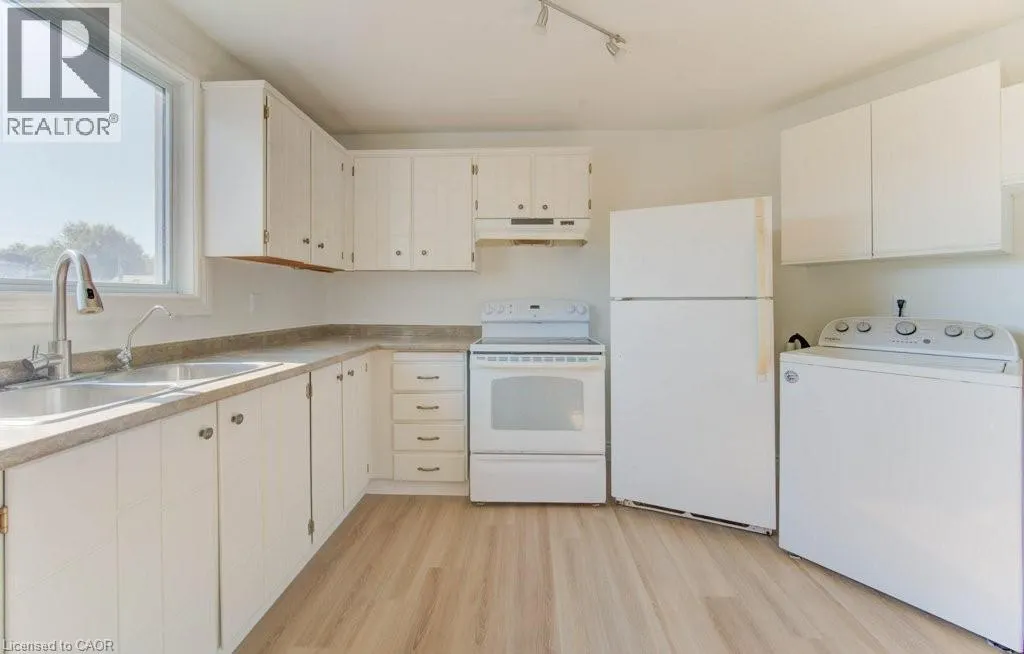 60 ELMSDALE Drive Unit# 38, #38