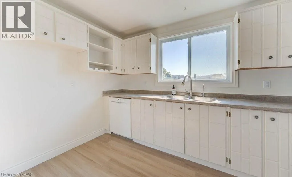 60 ELMSDALE Drive Unit# 38, #38