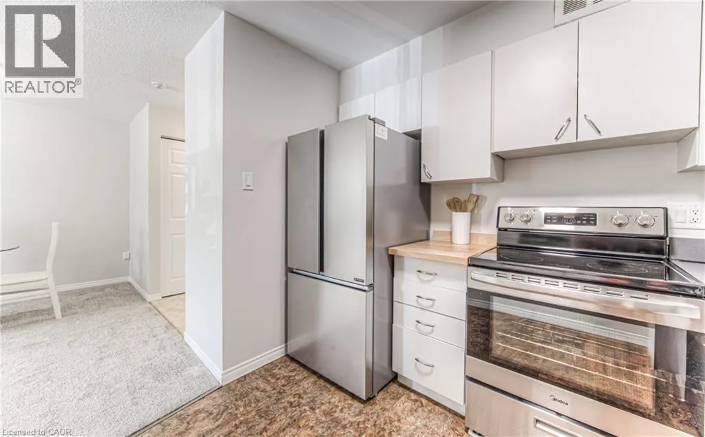 15 HOFSTETTER Avenue Unit# 213, #213