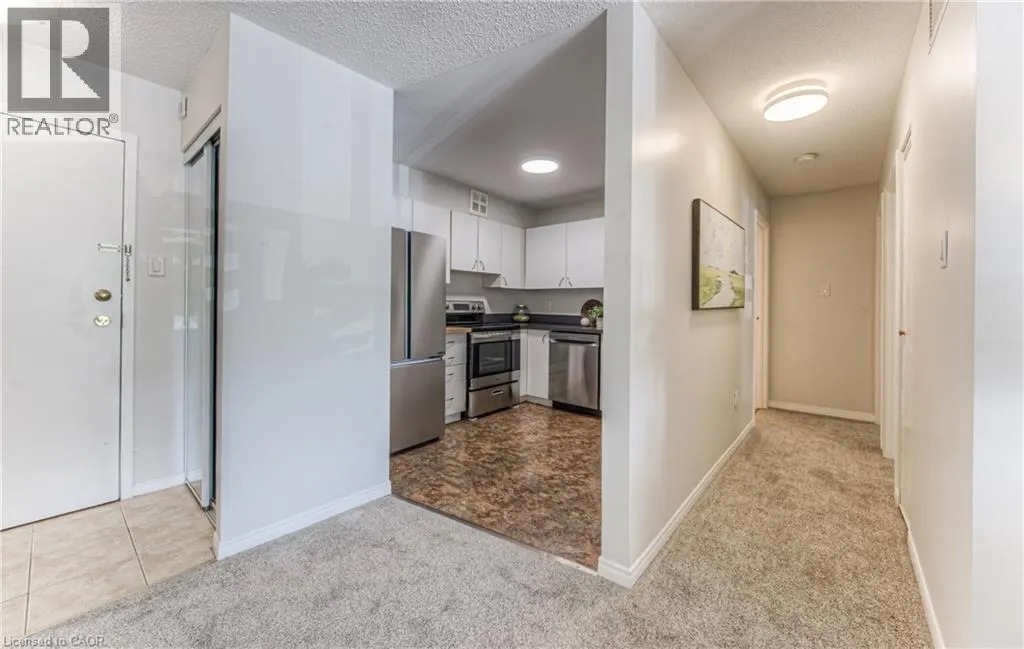15 HOFSTETTER Avenue Unit# 213, #213