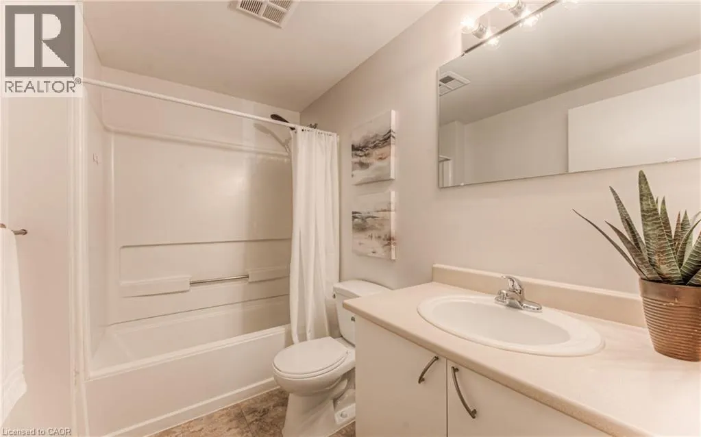 15 HOFSTETTER Avenue Unit# 213, #213