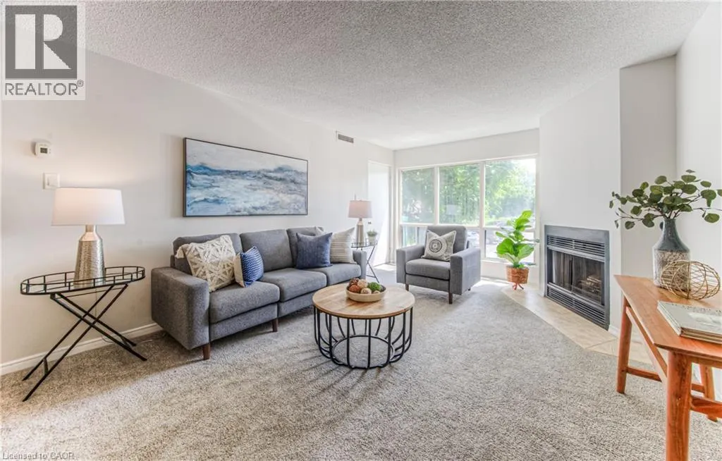 15 HOFSTETTER Avenue Unit# 213, #213