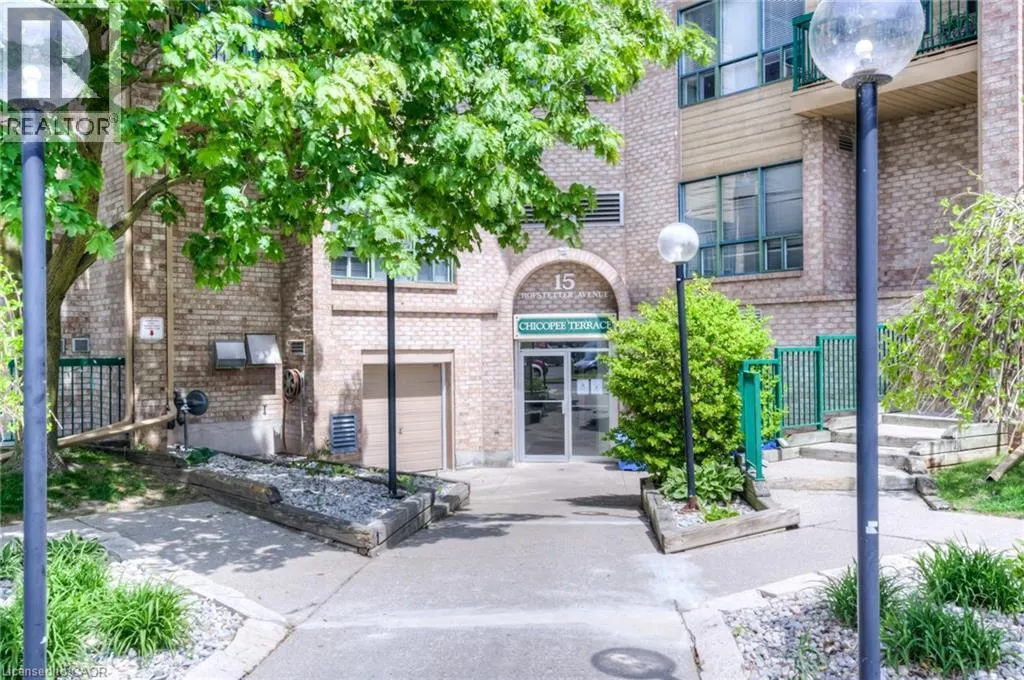 15 HOFSTETTER Avenue Unit# 213, #213