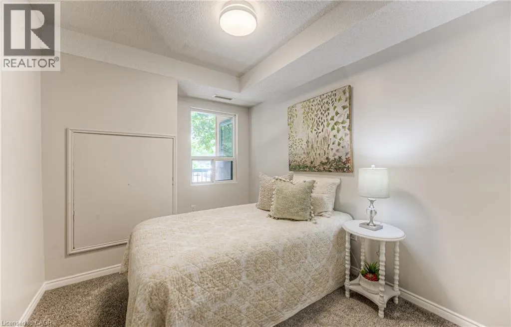 15 HOFSTETTER Avenue Unit# 213, #213