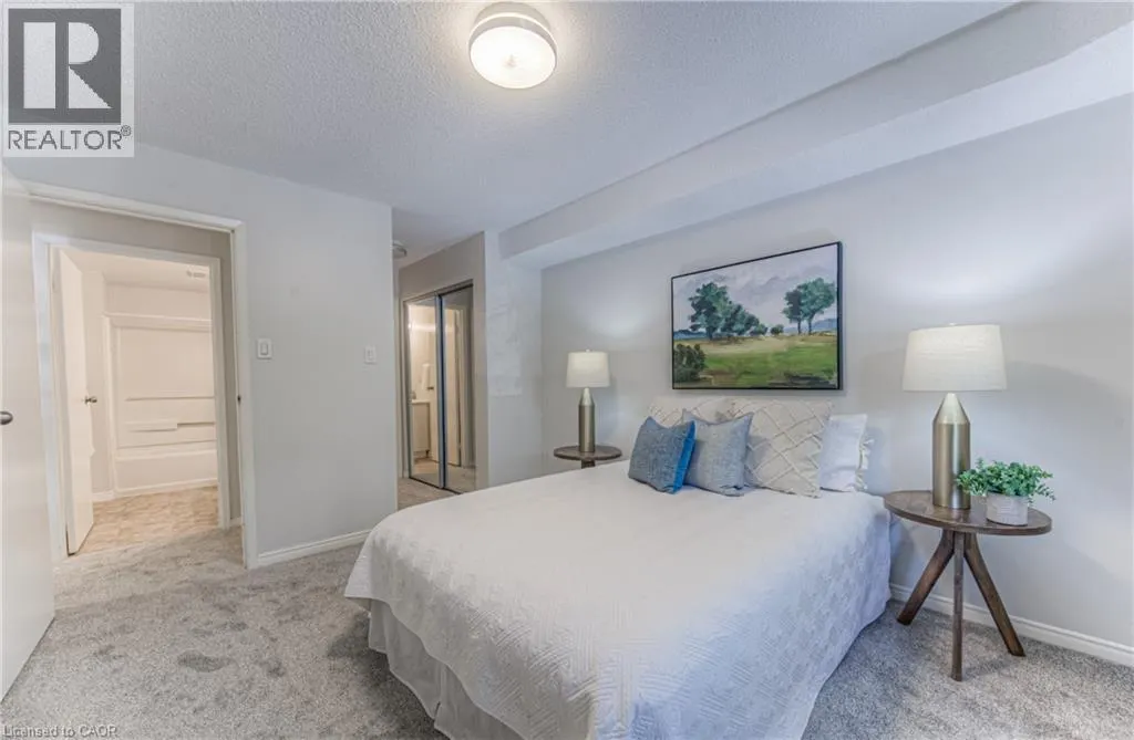 15 HOFSTETTER Avenue Unit# 213, #213