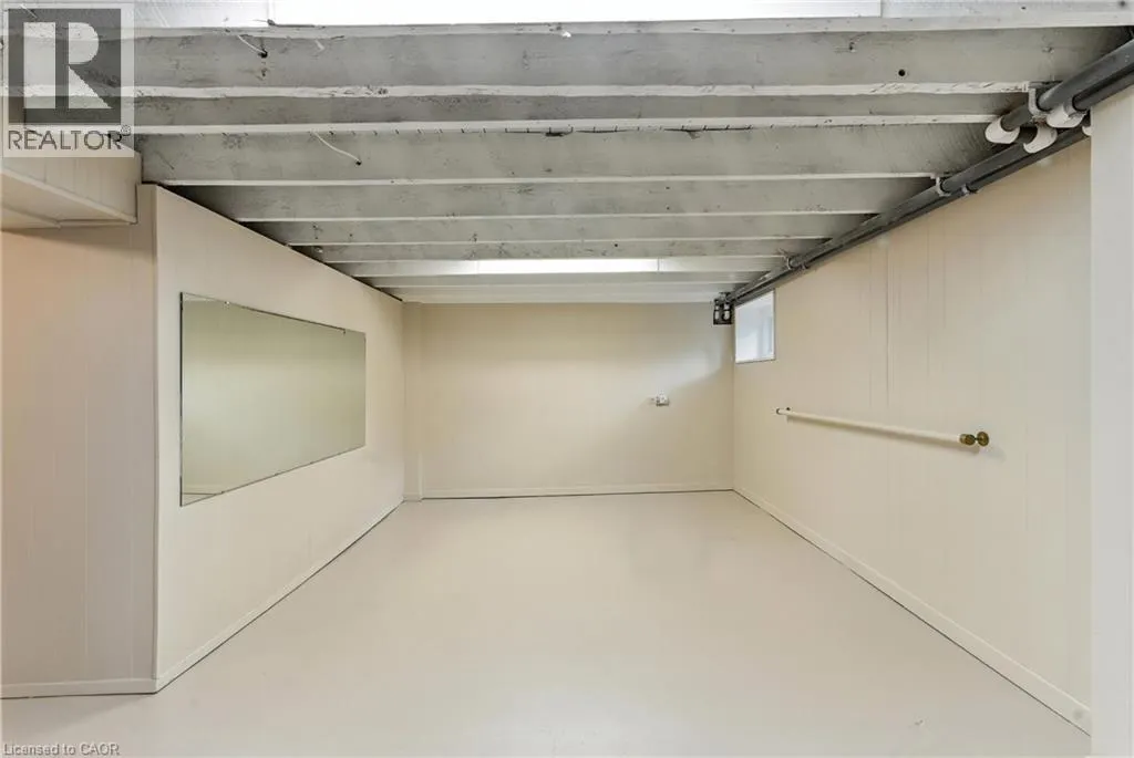 98 KENSINGTON Avenue S