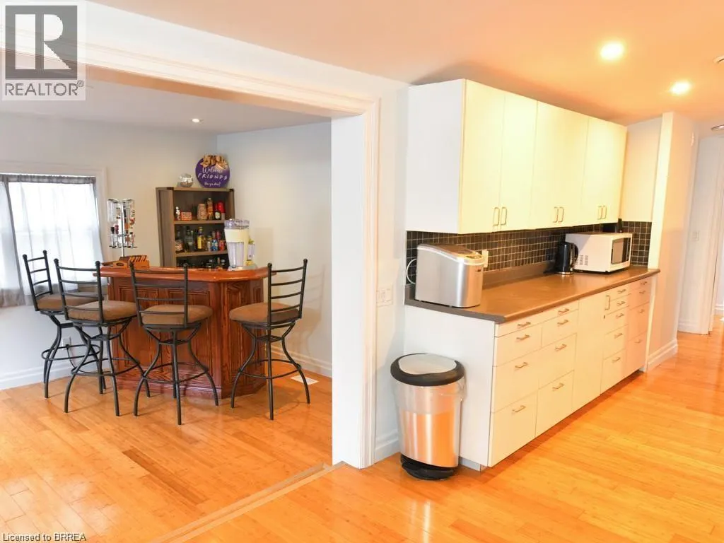 107 RODEO Road