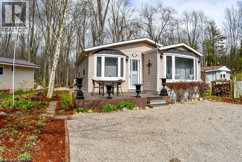 107 RODEO Road